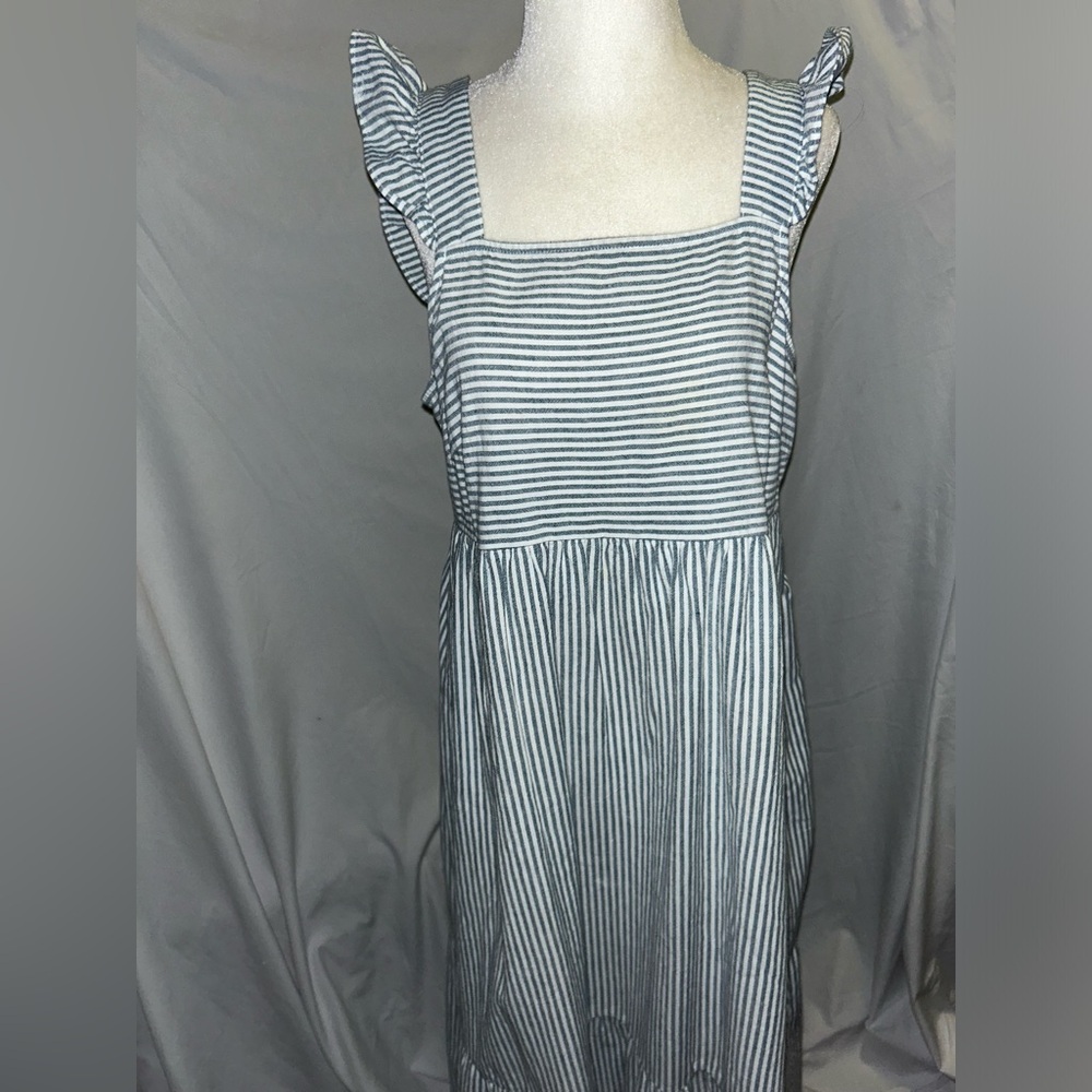 Universal thread striped dress